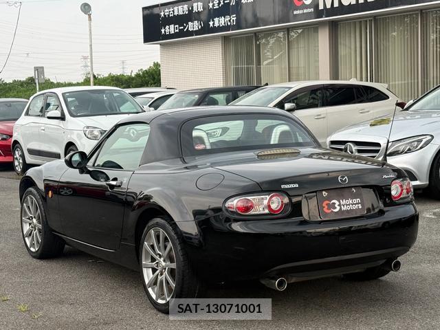 Mazda ROADSTER 2007-02 8221934-9