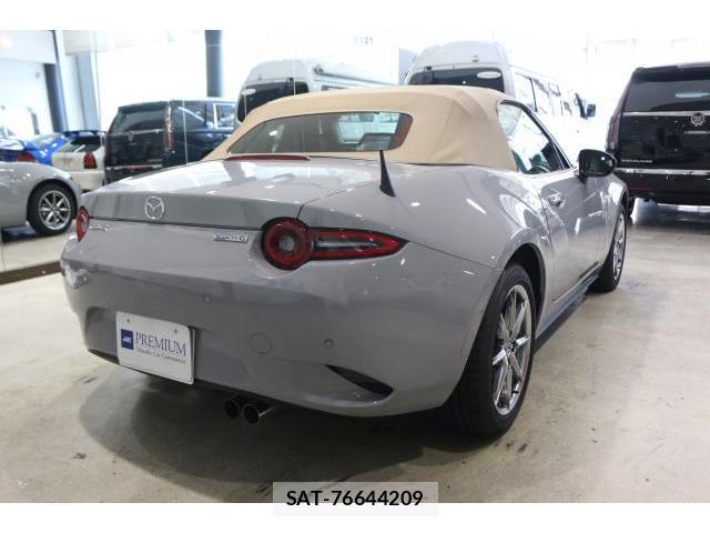 Mazda ROADSTER 2024-08 8223330-1