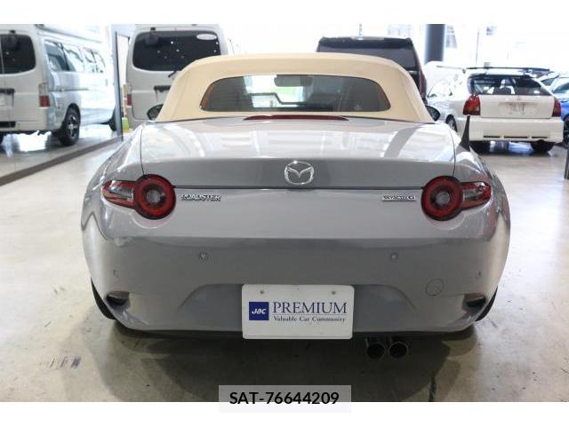 Mazda ROADSTER 2024-08 8223330-11