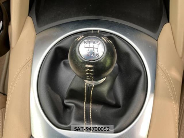 Mazda ROADSTER 2025-07 8223445-17