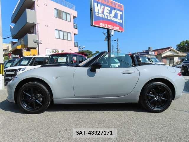 Mazda ROADSTER 2025-01 8224299-7