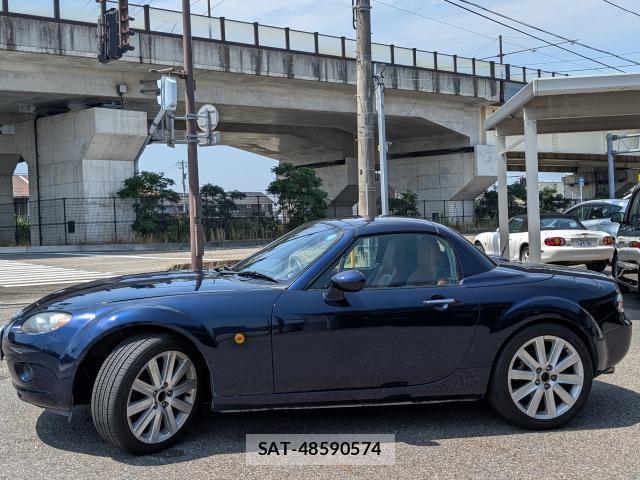 Mazda ROADSTER 2006-09 8224399-11