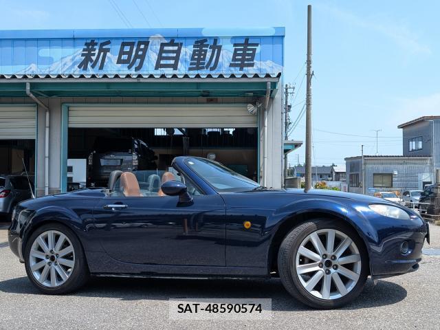Mazda ROADSTER 2006-09 8224399-16