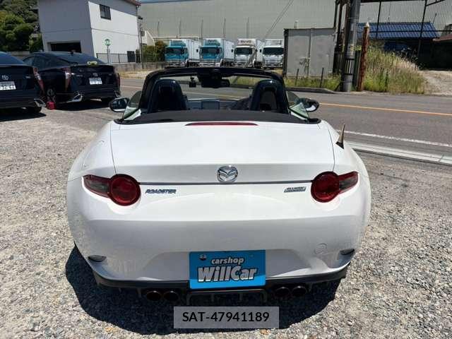 Mazda ROADSTER 2015-06 8224963-12