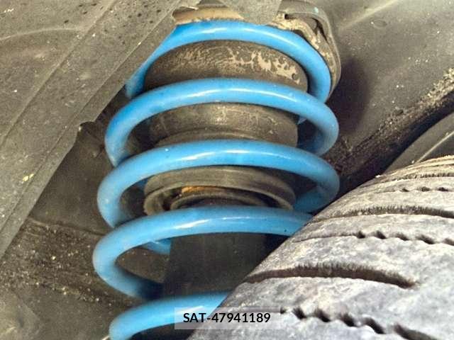 Mazda ROADSTER 2015-06 8224963-5