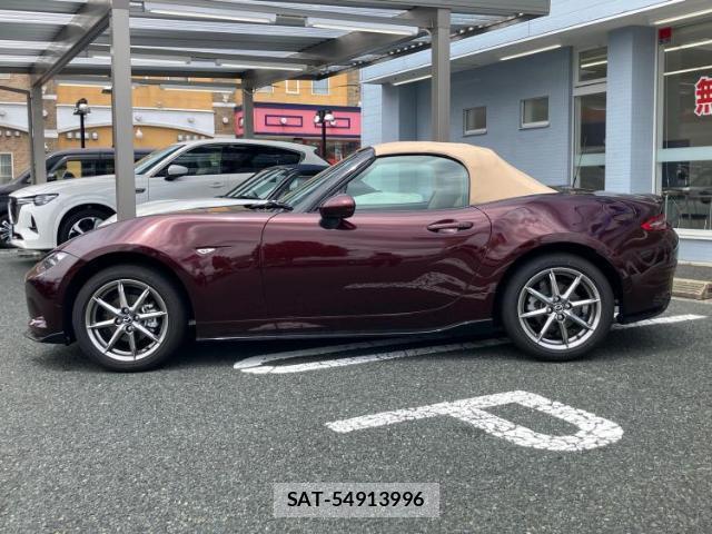 Mazda ROADSTER 2025-04 8225088-1