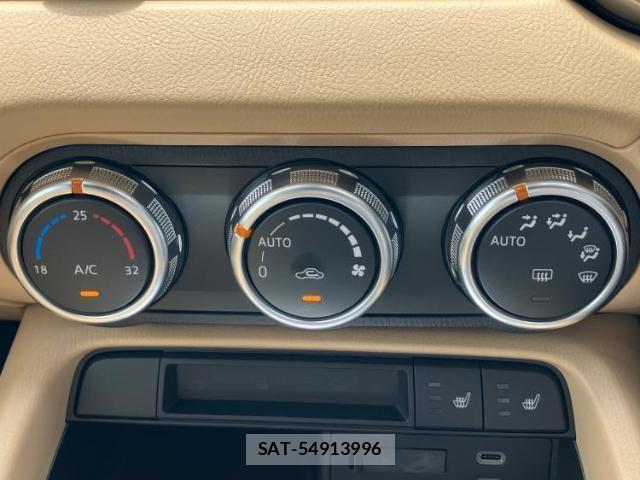 Mazda ROADSTER 2025-04 8225088-11
