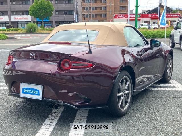 Mazda ROADSTER 2025-04 8225088-2
