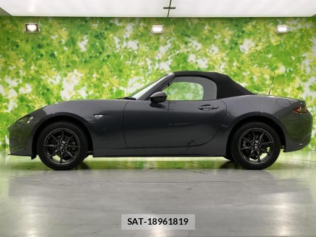 Mazda ROADSTER 2016-03 8225099-1