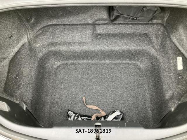 Mazda ROADSTER 2016-03 8225099-5