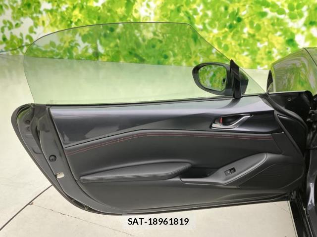 Mazda ROADSTER 2016-03 8225099-7