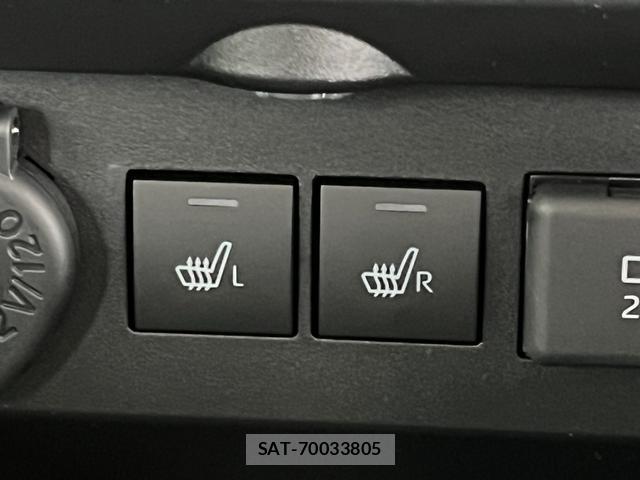 Daihatsu ROCKY 2025-11 8220488-15