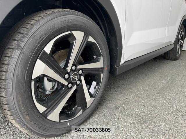 Daihatsu ROCKY 2025-11 8220488-5