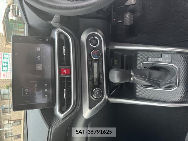Daihatsu ROCKY 2019-11 8220616-15