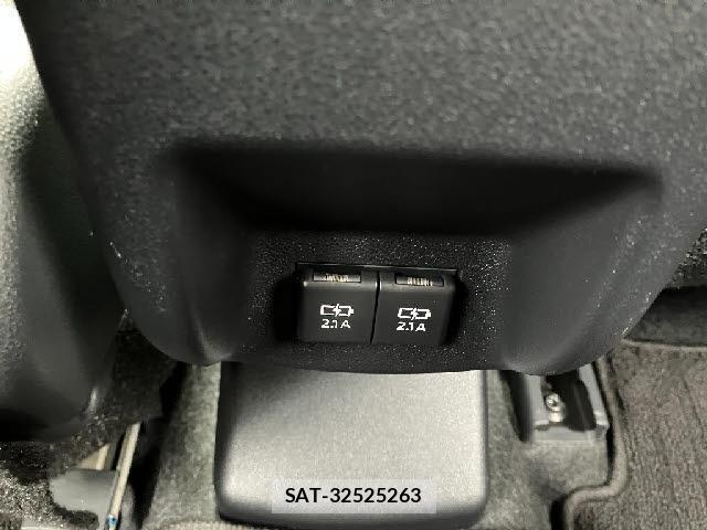 Daihatsu ROCKY 2021-07 8224848-9