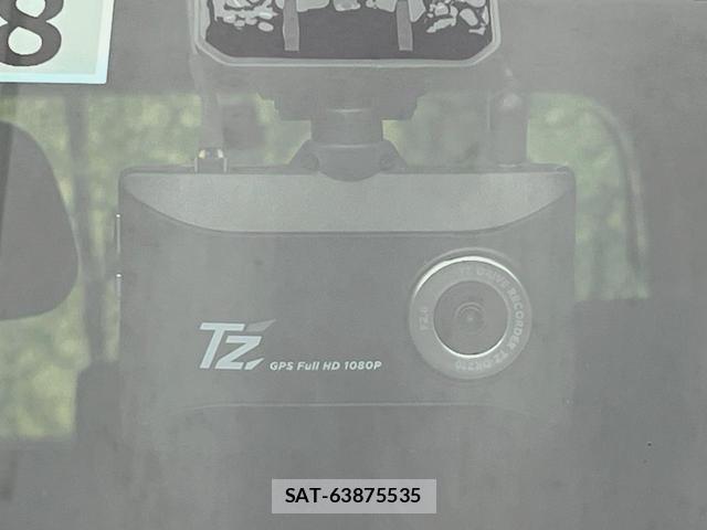 Toyota ROOMY 2022-08 8216273-5