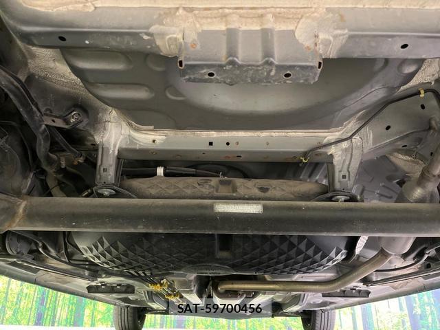 Toyota ROOMY 2019-08 8216282-18