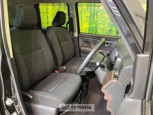 Toyota ROOMY 2019-08 8216282-8