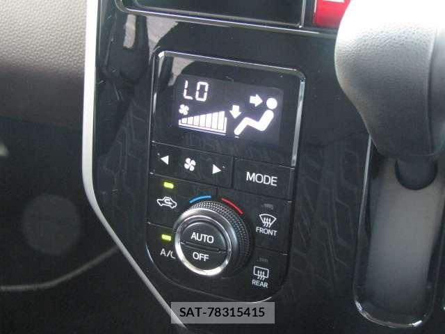 Toyota ROOMY 2019-06 8216366-10
