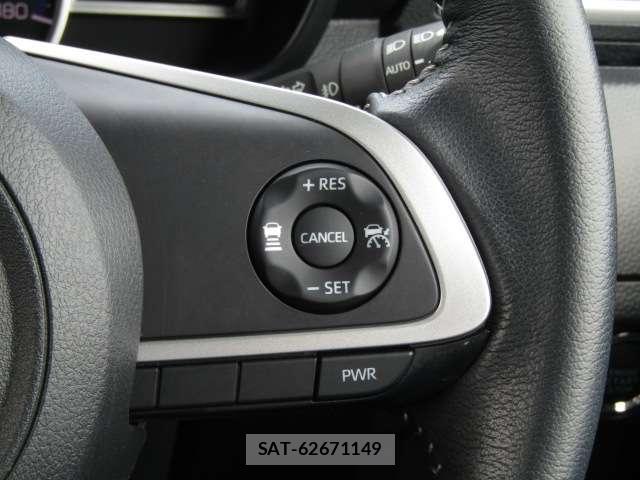 Toyota ROOMY 2023-02 8216370-5