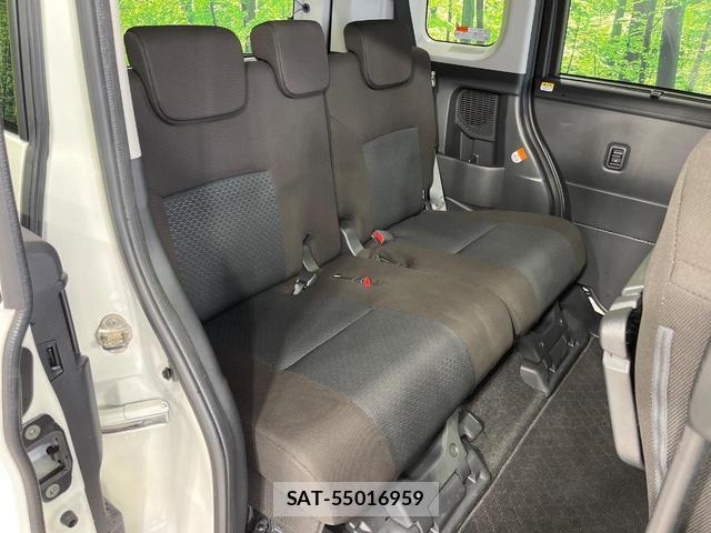 Toyota ROOMY 2022-08 8216680-9