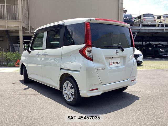 Toyota ROOMY 2022-07 8216840-18