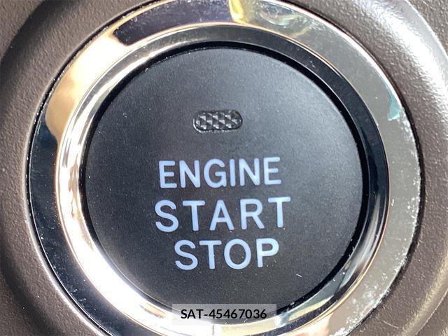 Toyota ROOMY 2022-07 8216840-9