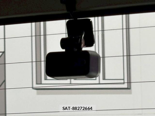 Toyota ROOMY 2021-05 8216908-3