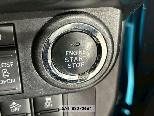 Toyota ROOMY 2021-05 8216908-6