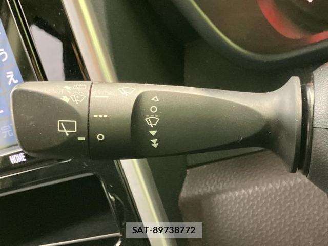 Toyota ROOMY 2018-11 8217198-12
