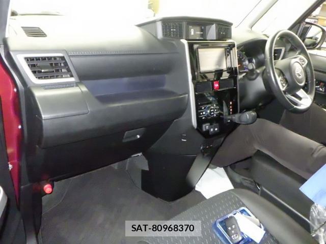 Toyota ROOMY 2022-04 8217796-2