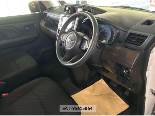 Toyota ROOMY 2021-07 8217879-2
