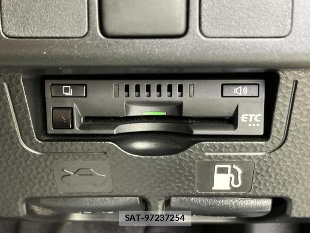Toyota ROOMY 2024-07 8218486-16