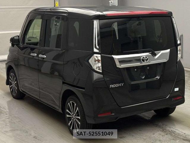 Toyota ROOMY 2023-04 8218563-1