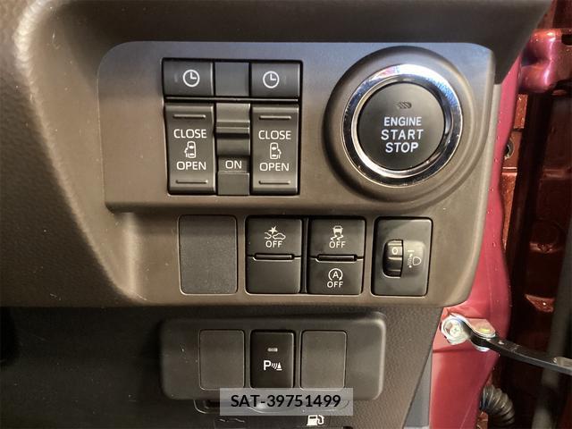 Toyota ROOMY 2022-03 8218677-3