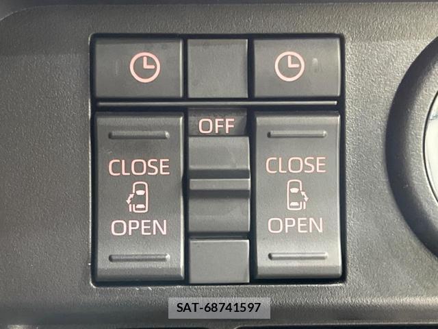 Toyota ROOMY 2023-05 8218720-3