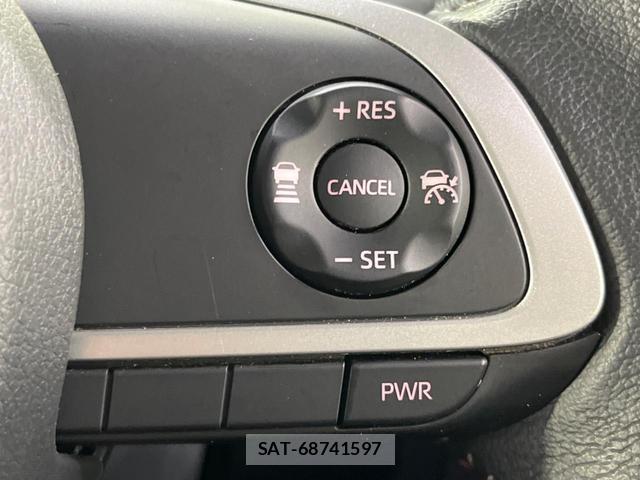 Toyota ROOMY 2023-05 8218720-5