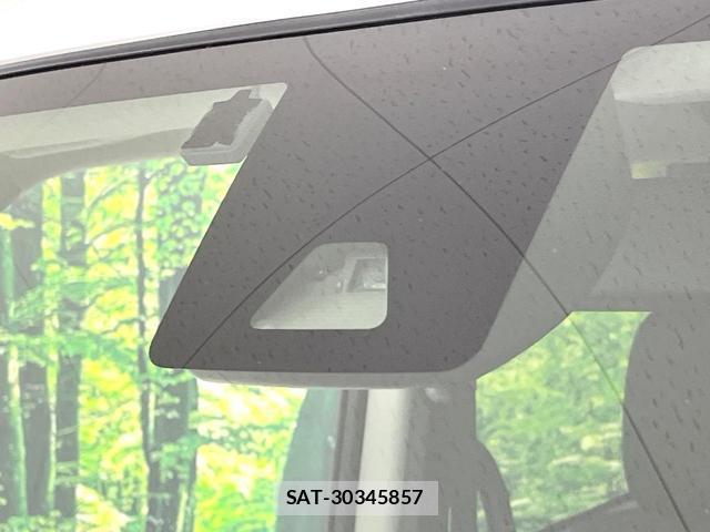Toyota ROOMY 2016-12 8219389-5