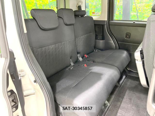 Toyota ROOMY 2016-12 8219389-9
