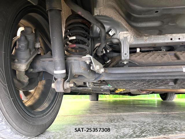 Toyota ROOMY 2021-07 8219442-19