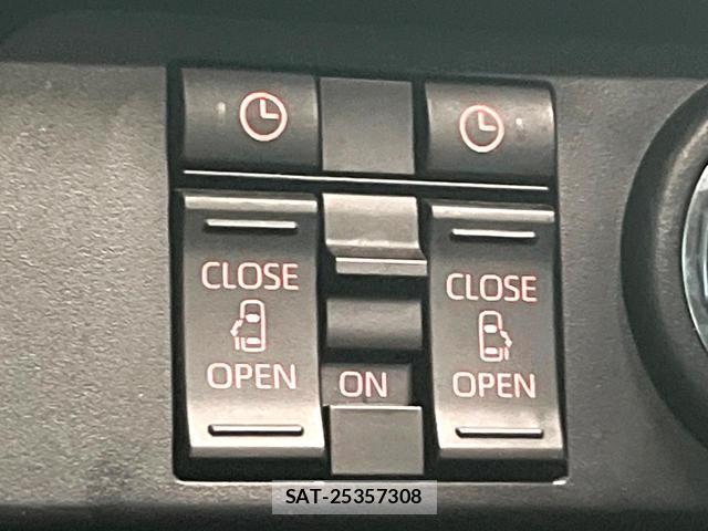 Toyota ROOMY 2021-07 8219442-4