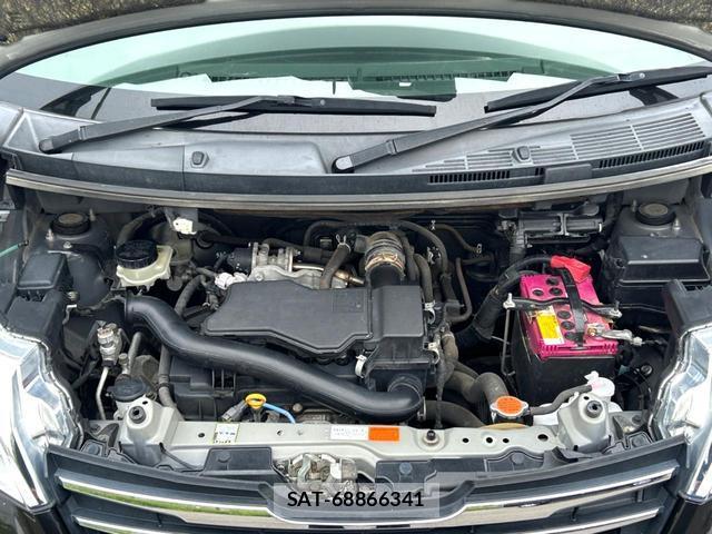 Toyota ROOMY 2017-10 8219475-17