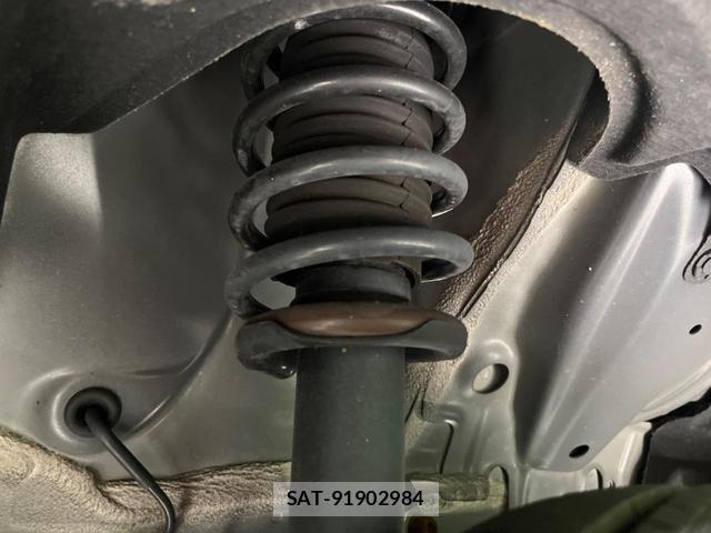 Toyota ROOMY 2021-05 8219714-19