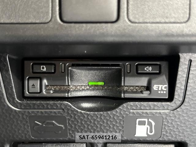 Toyota ROOMY 2026-02 8219739-5