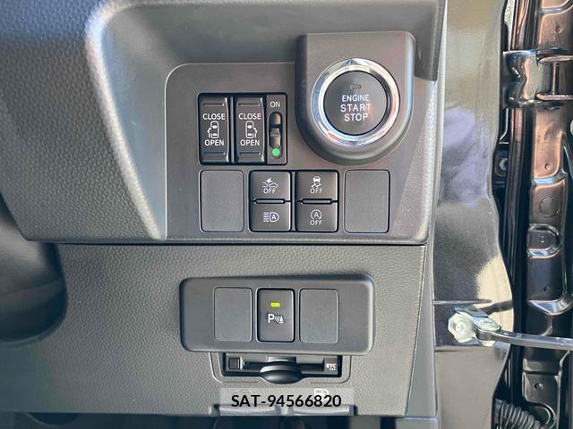 Toyota ROOMY 2019-01 8219746-3