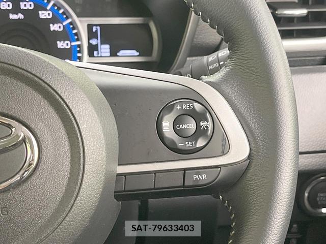 Toyota ROOMY 2021-04 8220092-5
