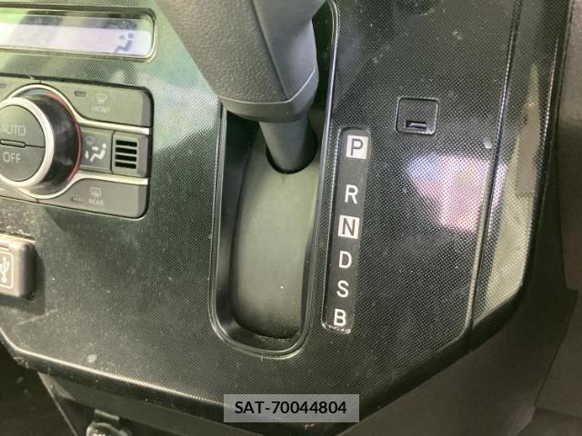 Toyota ROOMY 2022-03 8220225-15