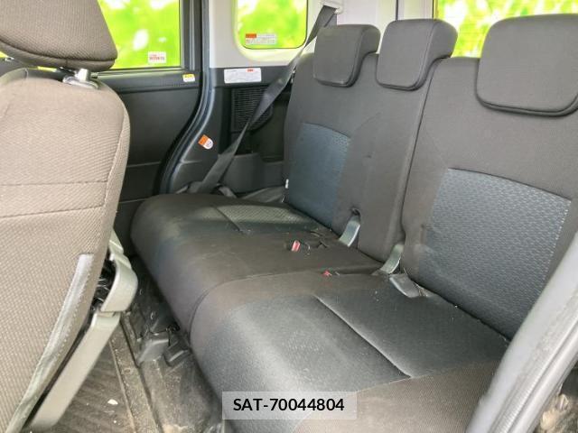 Toyota ROOMY 2022-03 8220225-5
