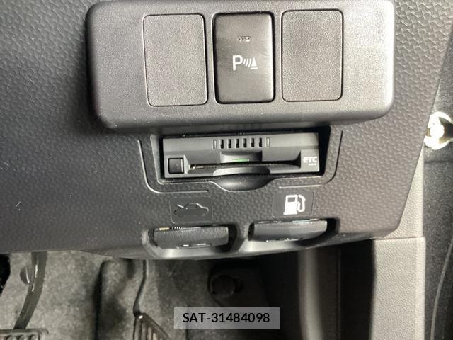 Toyota ROOMY 2021-07 8220255-8