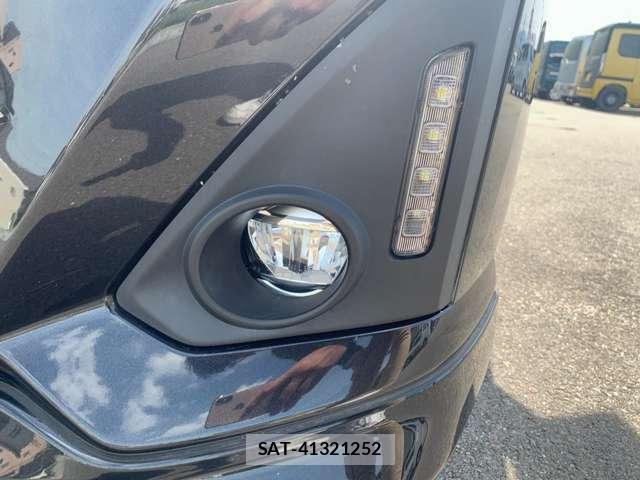 Toyota ROOMY 2020-01 8220343-11